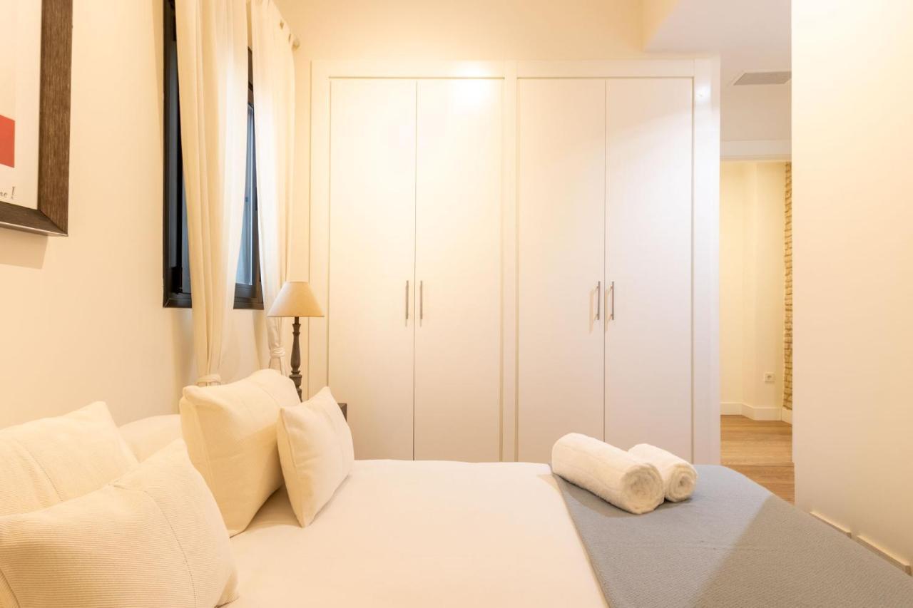 Apartamento Angeles Santa Cruz Deluxe By Valcambre Sevilla Exterior foto