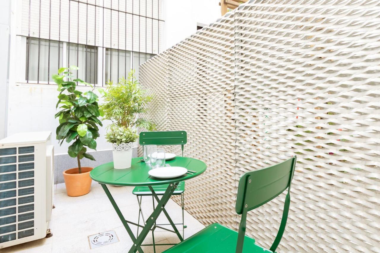 Apartamento Angeles Santa Cruz Deluxe By Valcambre Sevilla Exterior foto